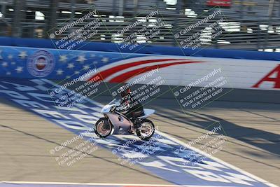 media/Jan-21-2022-Fastrack Riders (Fri) [[90b5309cc6]]/Level 1/Session 1 Front Straight/